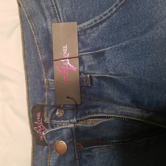 High waist jean shorts - Picture 3 of 3